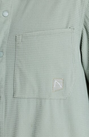 CHASIN' Between-season jacket 'Axel Tecno' in Green