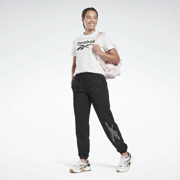 Reebok Tapered Παντελόνι φόρμας 'Safari' σε μαύρο