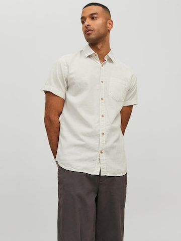 Coupe regular Chemise 'Abel' JACK & JONES en vert : devant