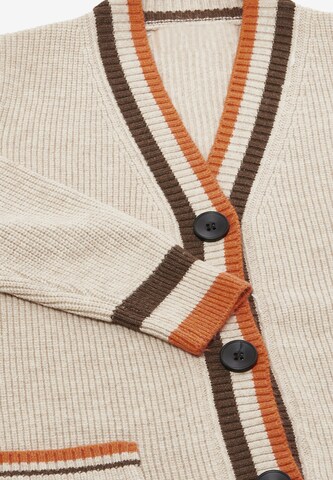 FUMO Knit Cardigan in White