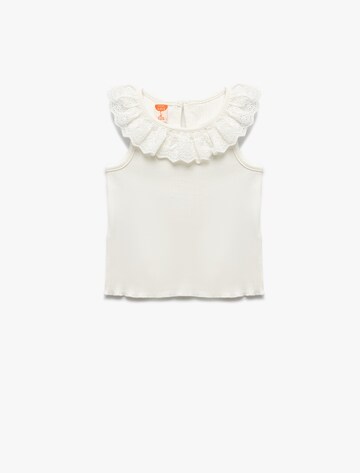 Koton Top in White: front