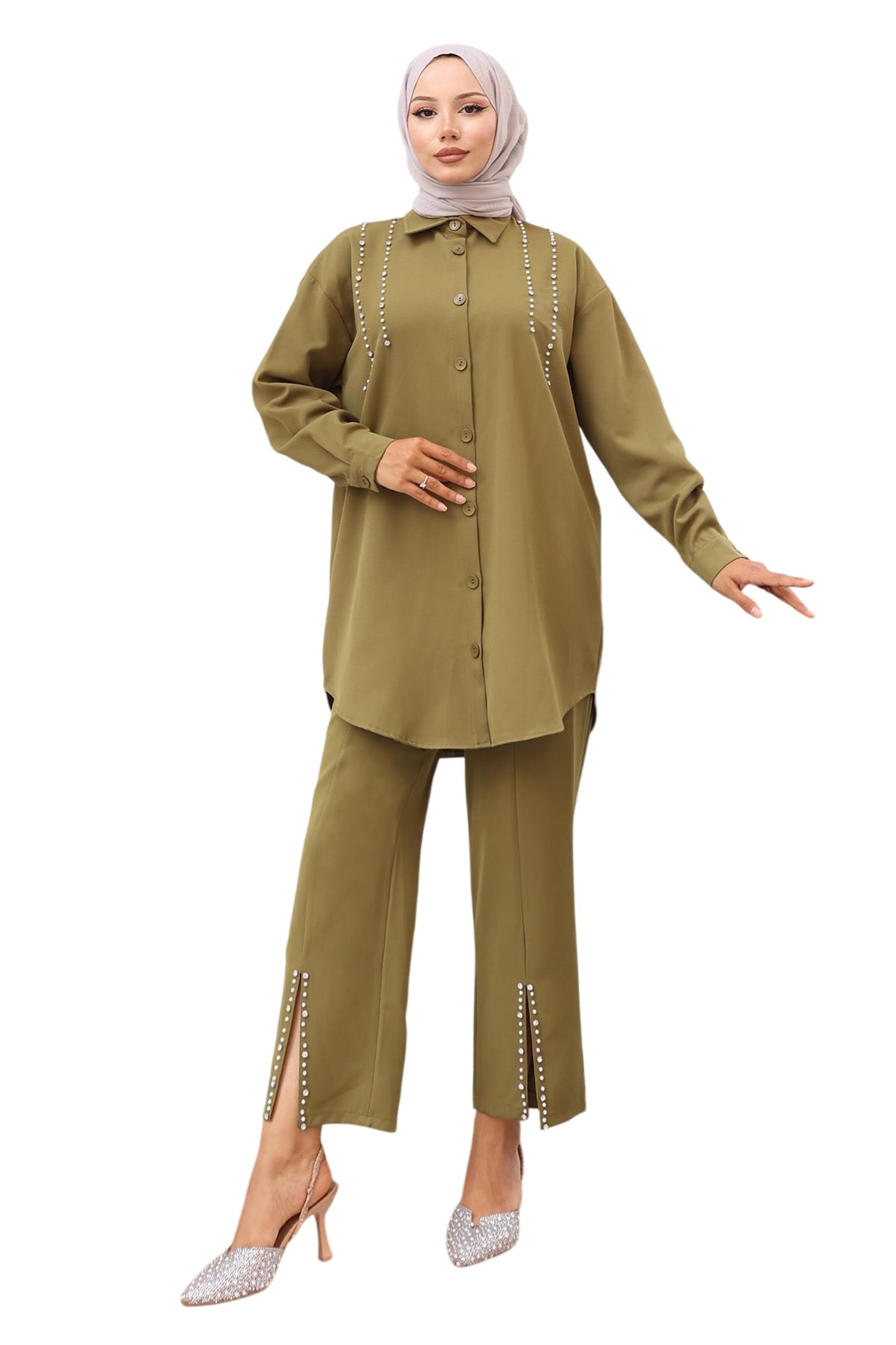 MODAMIHRAM Pantsuit in Green: front