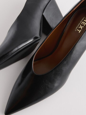 Pumps de la Next pe negru