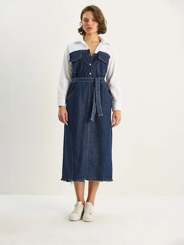 Bianco Lucci - Vestidos camiseiros em azul