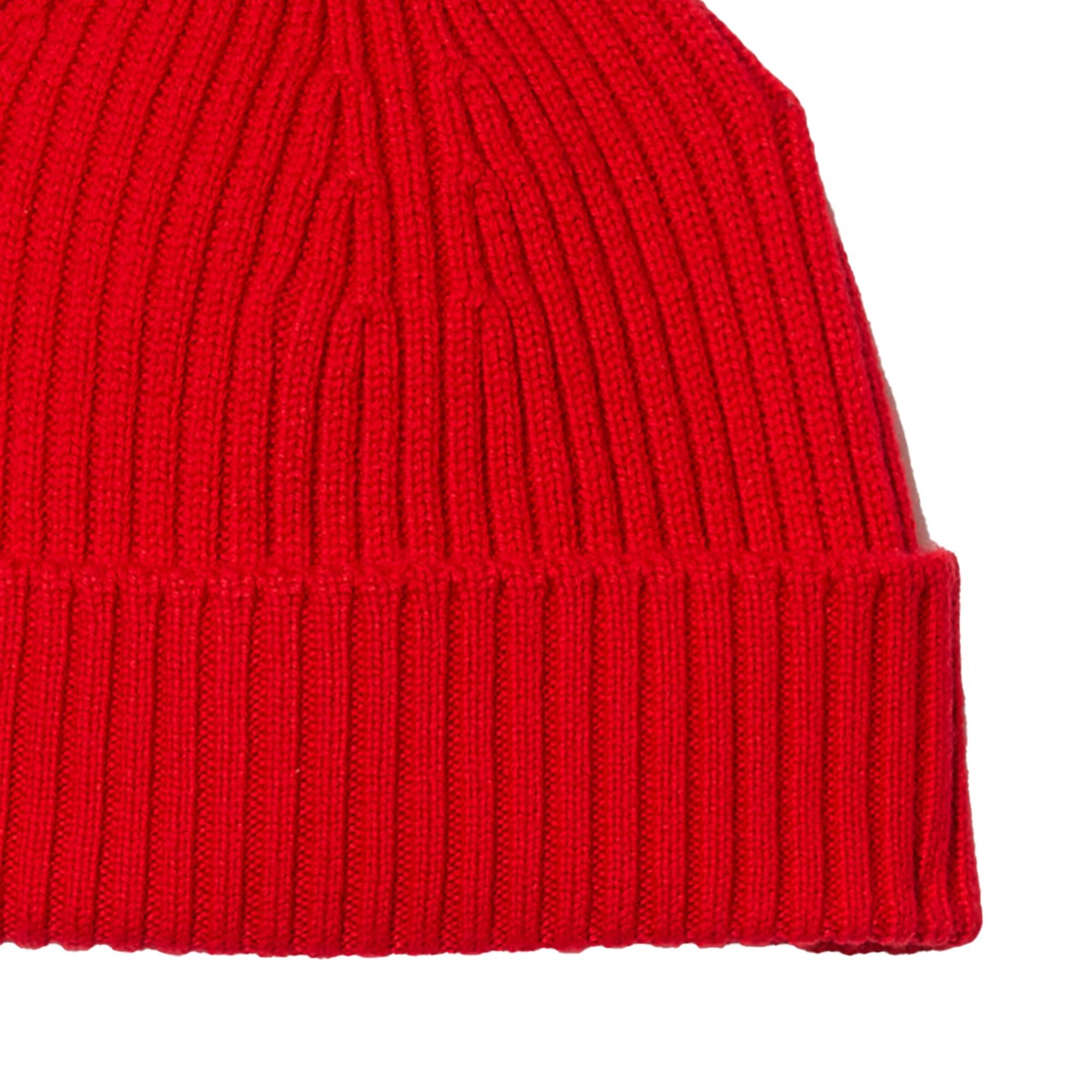 LACOSTE Beanie in Red