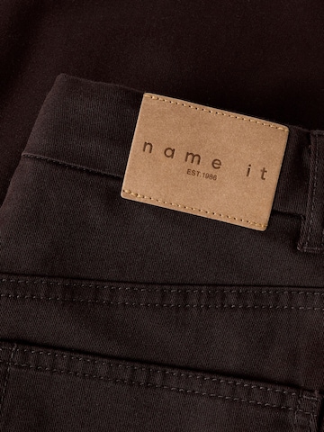 Regular Jean NAME IT en marron