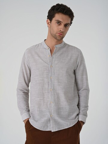 Antioch Regular fit Overhemd in Beige: voorkant