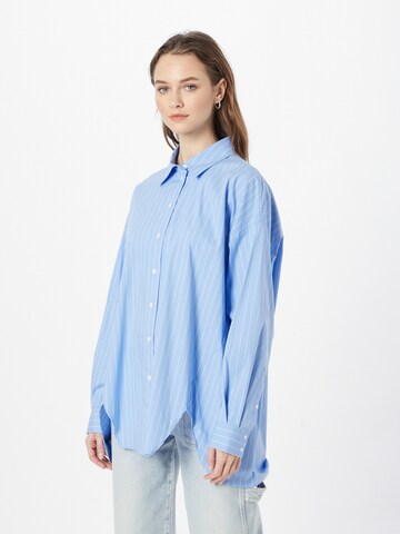 Oval Square Blouse 'Smith' in Blue: front