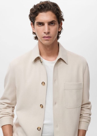 MANGO MAN Comfort Fit Hemd 'Alludia' in Beige