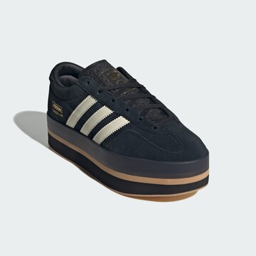ADIDAS ORIGINALS Matalavartiset tennarit 'Gazelle Stack' värissä musta