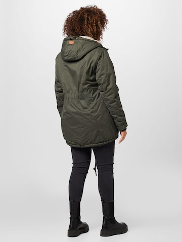 Veste mi-saison 'ZUZKA' Ragwear Plus en vert