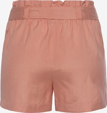 LASCANA Regular Shorts in Pink