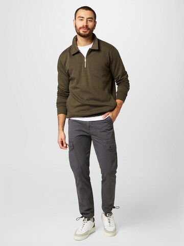 BURTON MENSWEAR LONDON Sweatshirt in Grün