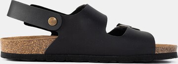 Bayton Sandal in Black