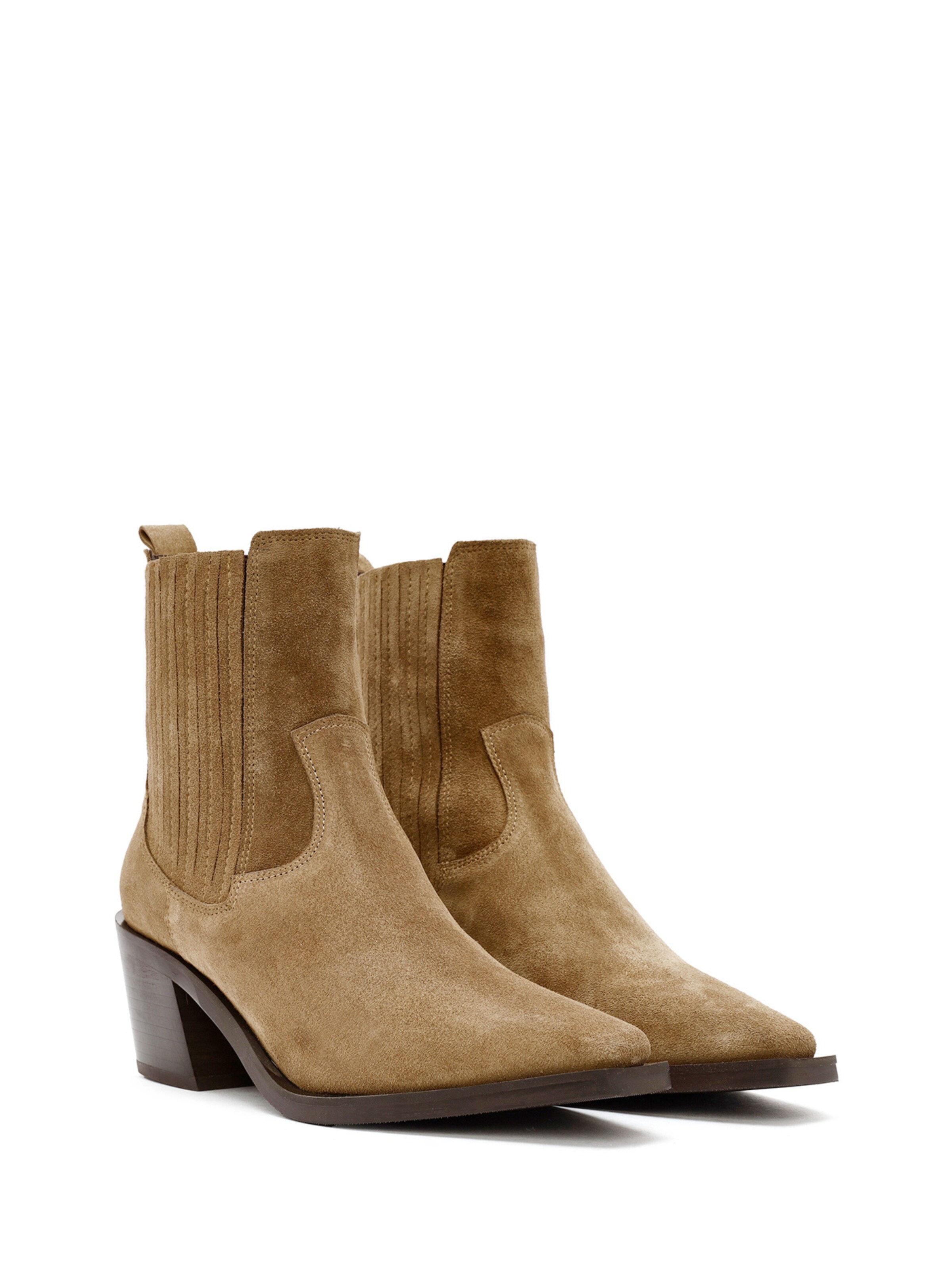 Derimod Chelsea Boots in Brown