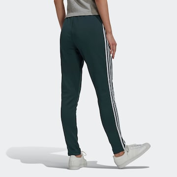 Coupe slim Pantalon 'Primeblue Sst' ADIDAS ORIGINALS en vert