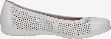 CAPRICE Ballet Flats in White