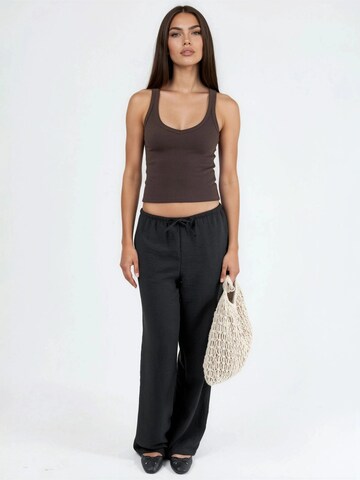 Busem Top in Braun