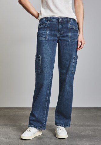 STREET ONE Regular Jeans im Cargo Look in Blau: Vorderseite