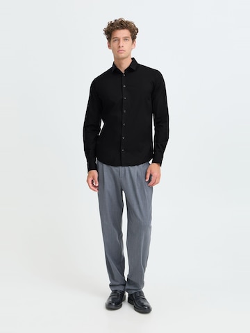 Slim fit Cămaşă business de la Casual Friday pe negru: față