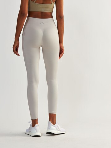 BeShaped Regular Sporthose 'Lift Me Up' in Grau