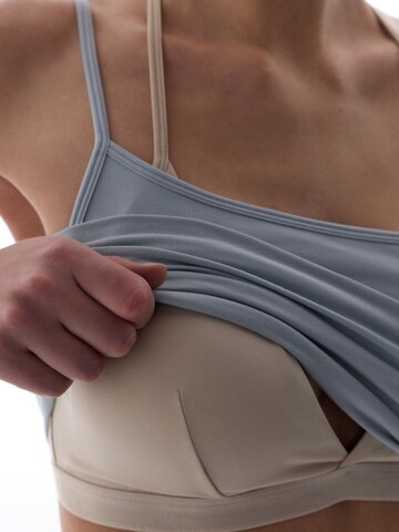 Top 'Tanktops & Camis' de la Penti pe albastru