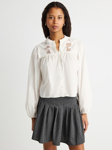 Gina Tricot Bluzka w kolorze biały: przód