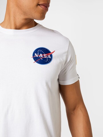 ALPHA INDUSTRIES T-shirt 'Space Shuttle' i vit