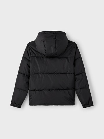 NAME IT Outdoorjacke in Schwarz