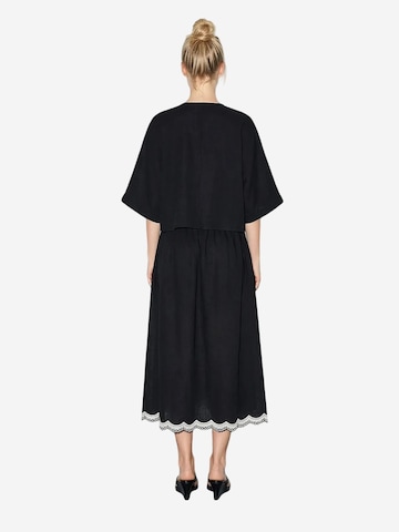 Completo pantalone di Bianco Lucci in nero