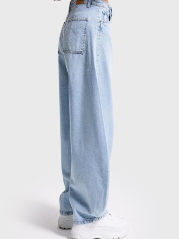 IT'S BASIC Barrel Jeans 'MEGA BALOON MID RISE JEANS (Lenght 28)' in Blue