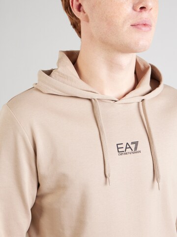 EA7 Emporio Armani - Sudadera en beige
