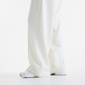 new balance Loosefit Sportbroek in Wit