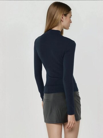 Hiccup Shirt in Blue