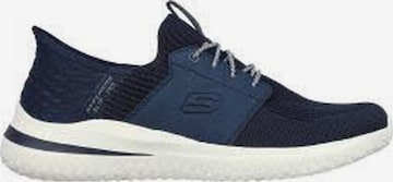 Pantoufle 'Slipper Herren 210650 NVY Leder-Mix in blau' SKECHERS en bleu : devant