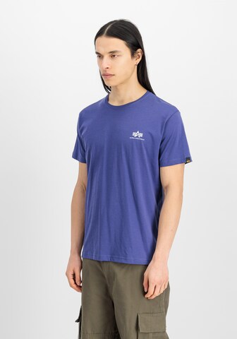 ALPHA INDUSTRIES Футболка в Лиловый: спереди