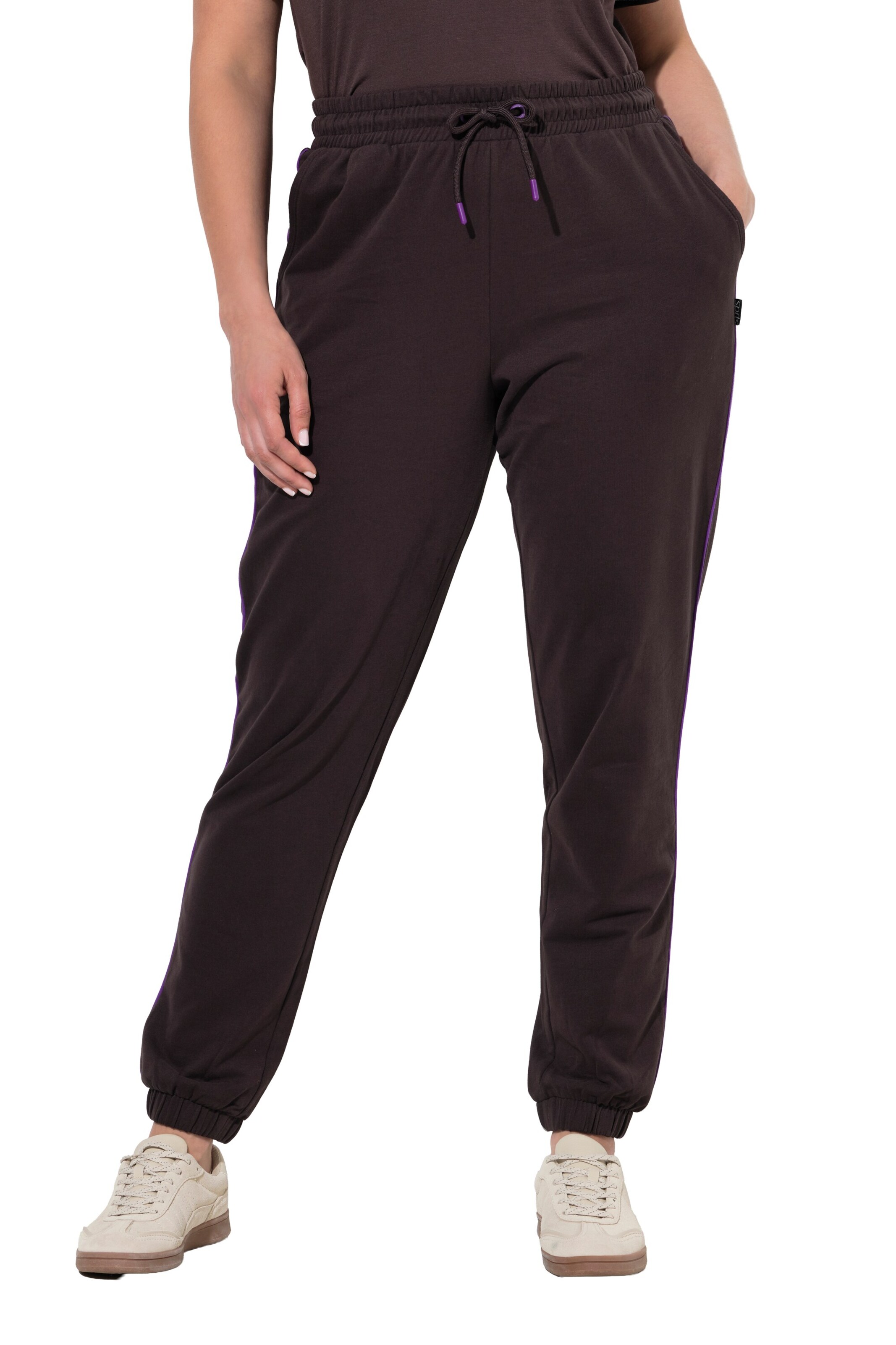Ulla Popken Tapered Broek in Bruin: voorkant
