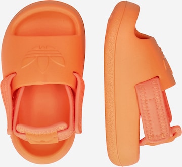 Pantofi deschiși 'ADIFOM ADILETTE' de la ADIDAS ORIGINALS pe portocaliu
