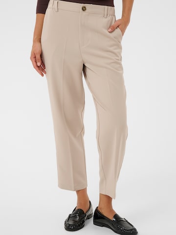 Effilé Pantalon à plis 'KAHeather' Kaffe en beige : devant