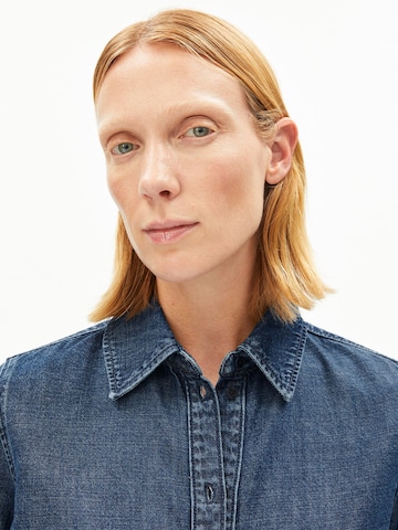 Chemisier ARMEDANGELS en bleu