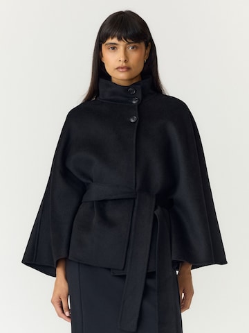Cappotto di mezza stagione 'YASAlmio' di YAS in nero: frontale