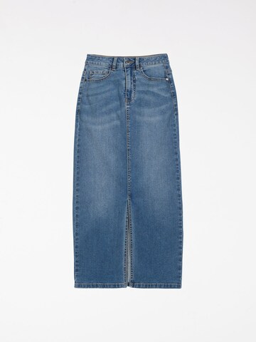 Friends Like These Пола в синьо