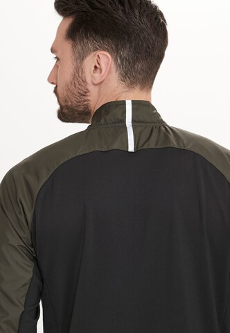 ENDURANCE Athletic Jacket in Green