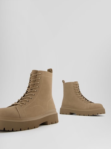 Bershka Snøreboots i beige