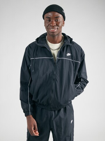 Nike Sportswear Φθινοπωρινό και ανοιξιάτικο μπουφάν 'CLUB' σε μαύρο
