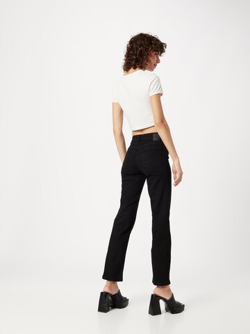 PIECES Regular Jeans 'Delly' in Zwart