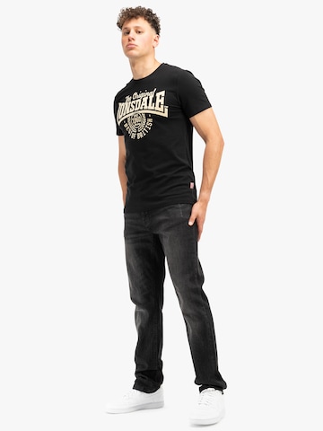 LONSDALE T-shirt 'Bethersden' i svart