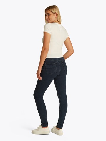 Tommy Jeans Shirt 'ESSENTIAL' in Black