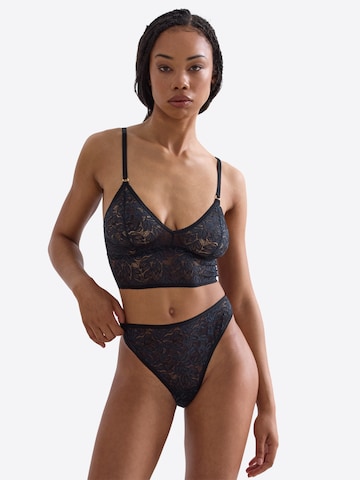 Erlich Textil - Tanga 'Iconic Lace' em preto: frente