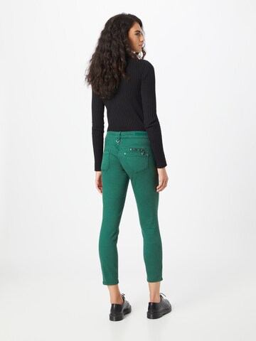 Skinny Pantaloni 'Alexa' de la FREEMAN T. PORTER pe verde